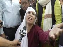 अयोध्या: हार के बाद रो पड़ीं सपा प्रत्याशी गुलशन बिन्दू, कहा प्रशासन ने हराया