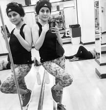 फिट रहने के साथ-साथ फ्रेश करने के लिए जुम्बा करती हैं दुर्गापाल