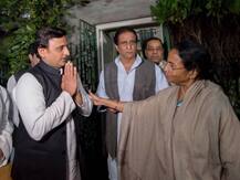 ममता बनर्जी से मिले अखिलेश यादव, लोकसभा चुनाव में बीजेपी के खिलाफ बना सकते हैं मोर्चा