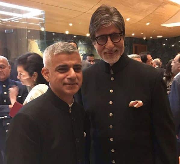 महानायक अमिताभ बच्चन भी इस पार्टी में शामिल हुए. सादिक खान ने अमिताभ को बॉलीवुड का गॉडफादर करार देते हुए उनसे हुई मुलाकात को शानदार बताया है. आगे देखें पार्टी में और किन सितारों ने की शिरकत...