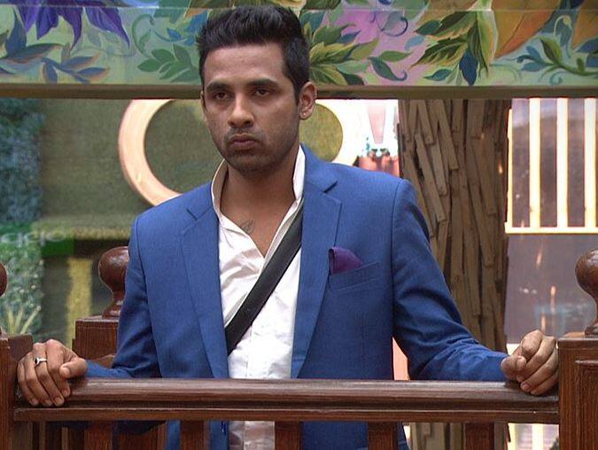 सलमान खान ने आगे कहा, ''पुनीश दुनिया में कितने लोगों को दो वक्त का खाना नहीं मिलता है और तुम अपना गुस्सा निकालने के लिए खाने को बर्बाद कर रहे हो.''