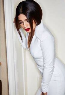 तस्वीरों में - भूमि पेडनेकर के अलग-अलग रंग