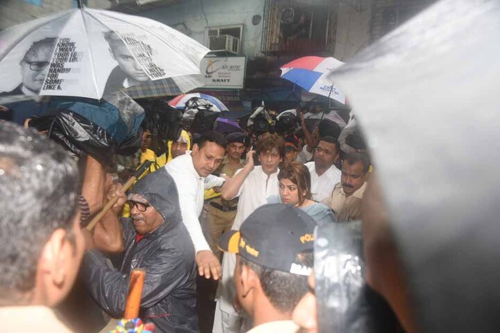 सभी बड़े सितारों ने सोशल मीडिया के जरिए उन्हें श्रद्धांजलि दी. (Photo: Manav Mangalani)