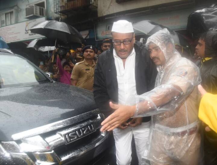 अभिनेता जैकी श्रॉफ भी शशि कपूर को श्रद्धांजलि देने पहुंचे.