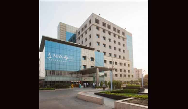 Max Hospital twins declared dead case: Max Hospital found guilty in the initial report जीवित बच्चे को मृत घोषित करने का मामला: जांच में मैक्स हॉस्पिटल दोषी करार