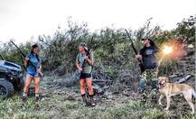 खूनी हसीना निकी की तस्वीरों के हैं हज़ारों दीवाने, जान से भी मारने की मिलती हैं धमकियां