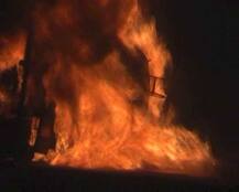 शाहदरा की झुग्गी बस्तियों में लगी भीषण आग, छह साल की बच्ची का जला हुआ शव मिला