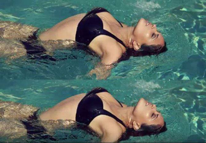 इस बारे में बात करते हुए ऋचा चड्ढा ने आगे कहा कि जो प्रोड्यूसर और डायरेक्टर महिलाओं पर फिल्में बनाते हैं और अपने आपको प्रगतिशील दिखलाना चाहते हैं वो सब बर्बाद हो जाएंगे. उन्होंने आगे कहा कि यदि हॉलीवुड जैसे चीजें बॉलीवुड में आना शुरू हो जाएंगी तो सब कुछ बदल जाएगा.