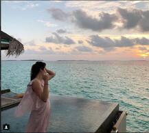 ज़हीर-सागरिका ने शेयर की हनीमून की तस्वीर, सानिया मिर्जा ने मज़ाकिया लहजे में किया कमेंट