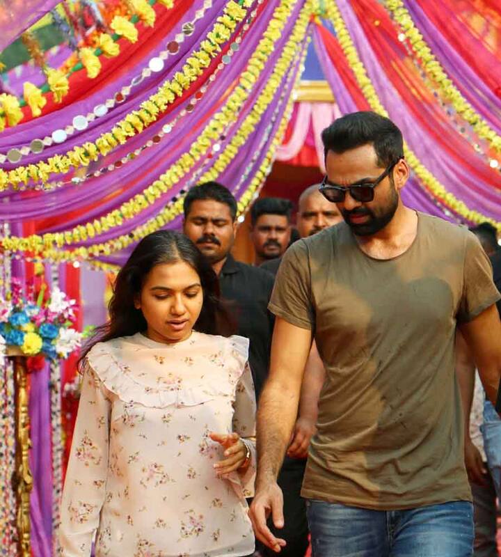 अभय देओल और सपना दोनों ही इस फिल्म को लेकर काफी उत्साहित हैं.