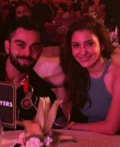 वहीं बात करें विराट कोहली की तो कमाई के मामले में ये किसी के भी छक्के छुड़ा सकते हैं. विराट करीब 390 करोड़ के मालिक हैं.