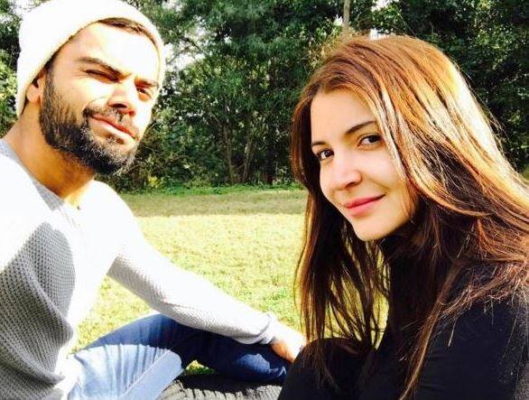 इसके साथ ही विराट आईपीएल में सबसे ज्यादा महंगे खिलाड़ियों में शामिल हैं. बताया जाता है कि विराट हर आईपीएल में करीब 14 करोड़ से ज्यादा की कमाई कर लेते हैं.