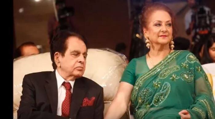 दिलीप कुमार की जब पहली फिल्म आई तब उनके घर के पास ही फिल्म का बड़ा सा पोस्टर लगाया गया था. जिसे देखकर ही उनके पिता को पता चला की दिलीप फिल्मों में काम करने लगे हैं.