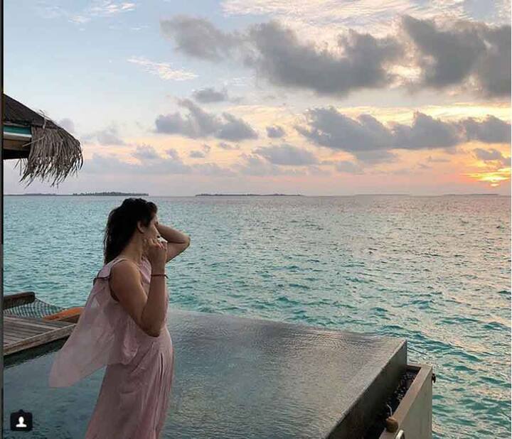 शादी के बाद इन्होंने मुंबई में शानदार रिसेप्शन का आयोजन किया जिसमें कई बड़े सितारे शामिल हुए.