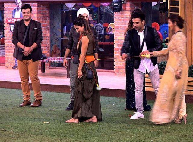  बता दें कि विकास और पुलकित 'सास भी कभी बहू थी' में एक साथ काम करते थे. विकास इस शो की टीम में क्रिएटिव डायरेक्टर की भूमिका निभा रहे थे, कभी पुलकित एक छोटा सा किरदार.