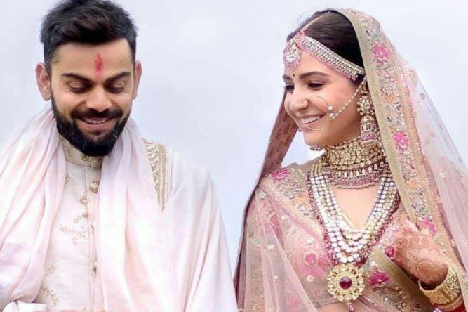 11 दिसंबर को टीम इंडिया के कप्तान विराट कोहली और खूबसूरत अभिनेत्री अनुष्का शर्मा इटली के रिज़ॉर्ट में शादी के बंधन में बंध गए थे.