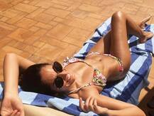 बॉलीवुड एक्ट्रेस ब्रूना अब्दुल्ला ने सोशल मीडिया पर दिखाई अपनी बोल्डनेस, देखें तस्वीरें