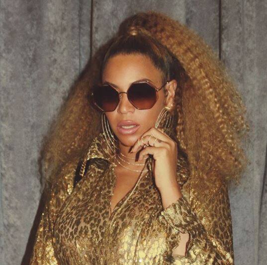  ये भी बताते चलें कि बियोंस ने अपनी प्रेगनेंसी की ख़बर इंस्टा पर एक तस्वीर पोस्ट करके सार्वजनिक थी.