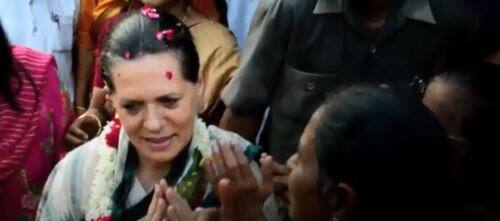 सोनिया गांधी ने कहा, 