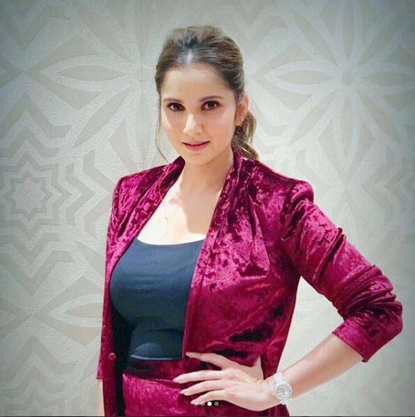 तस्वीरों वाली साइट इंस्टा पर उनक 3.8 मिलियन फॉलोअर्स हैं.