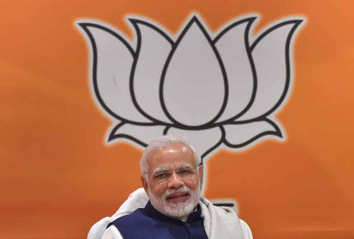 हिमाचल प्रदेश के चुनावी नतीजों पर मोदी ने कहा कि हिमाचल के चुनाव परिणाम यह प्रमाणित करता है कि अगर आप विकास नहीं करेंगे और बुरे कामों में संलिप्त रहेंगे, जोकि आपकी प्राथमिकता है तो लोग आपको पांच साल बाद स्वीकार नहीं करेंगे.