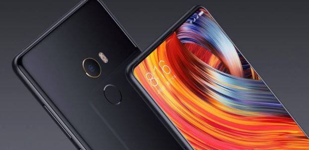Mi Mix 2: No 1 Mi फैन सेल में शाओमी 32,999 रुपये में उपलब्ध है. इस स्मार्टफोन की बाजार में कीमत 35,999 रुपये है. इस सेल में इस प्रीमियम स्मार्टफोन पर 3,000 रुपये का डिस्काउंट मिल रहा है.