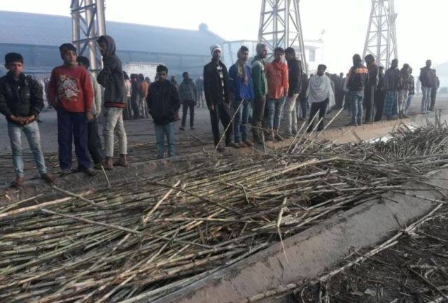 बिहार: गोपालगंज में चीनी मिल के अंदर बॉयलर फटा, 4 मजदूरों की मौत, कई फंसे boiler blast site at Sasa Musa sugar mill in Bihar’s Gopalganj बिहार: गोपालगंज में चीनी मिल के अंदर बॉयलर फटा, 4 मजदूरों की मौत, कई फंसे