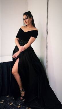 सोनाक्षी सिन्हा ने सोशल मीडिया पर किया \'काला जादू\', तस्वीरें हुईं वायरल