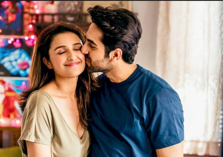 7.आयुष्मान खुराना(मेरी प्यारी बिंदू)- फिल्म में आयुष्मान खुराना और परिणीति चोपड़ा की प्रेम कहानी में आयुष्मान एक ऐसे लड़के के किरदार में हैं जो बचपन से अपनी पड़ोसन से प्यार करता है. बॉलीवुड में दिखाई जाने वाली पारंपरिक प्रेम कहानी से ये बिल्कुल अलग है.