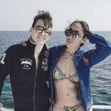 नहीं थम रहा सोफिया के सनसनीखेज हनीमून की तस्वीरों का सिलसिला