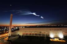 SpaceX Launch: डर और अचरज से थम गईं अमेरिकी लोगों की सांसे