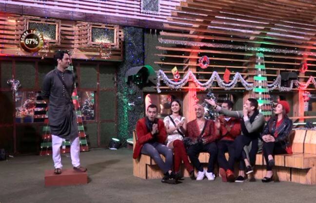  सलमान खान ने अर्शी खान को ये खास अधिकार देते हुए कहा, ''तुम्हें घर के अंदर मौजूद सभी कंटेस्टेंट में से किंही दो ऐसे लोगों को चुनना है जिन्हें आप सेमी फिनाले वीक में देखना चाहती हैं.'' अर्शी खान ने अपने अधिकार को इस्तेमाल करते हुए विकास गुप्ता और प्रियांक शर्मा को चुना.