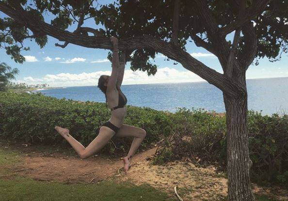 बताते चलें कि पेरिस एक मॉडल, एक्ट्रेस और एक्टिविस्ट हैं.