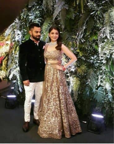 इटली में इतनी बड़ी शादी का इंतजाम चल रहा था लेकिन ये सब इतनी गुपचुप तरीके से किया गया कि देश में किसी को उनकी शादी की भनक तक नहीं लगी.
