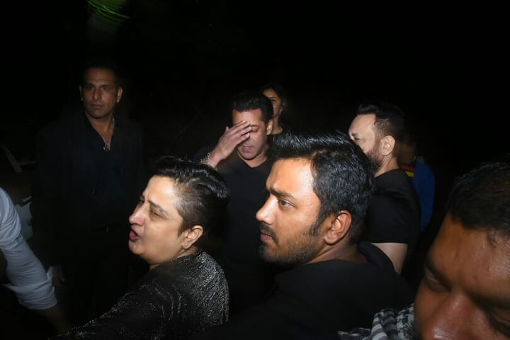 हम आपको दिखाने जा रहे हैं सलमान खान के बर्थडे सेलिब्रेशन की तस्वीरें... (तस्वीरें: मानव मंगलानी)