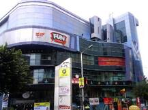 दिल्ली: फ्री में फिल्म नहीं दिखाई तो बाउंसरों ने मैनेजर की पिटाई की