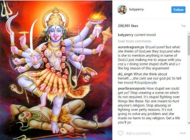 हॉलीवुड स्टार केटी पैरी की मां दुर्गा के संदर्भ में किए गए इस पोस्ट ने हिन्दुस्तान के लोगो की धार्मिक भावनाओं को आहत किया.