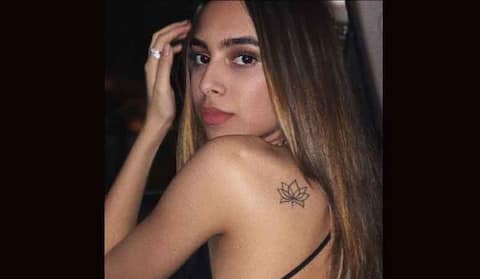 अनुराग कश्यप की बेटी आलिया ने इंस्टा पर फ्लॉन्ट किया अपना Latest HOT Tattoo अनुराग कश्यप की बेटी आलिया ने इंस्टा पर फ्लॉन्ट किया अपना Latest HOT Tattoo