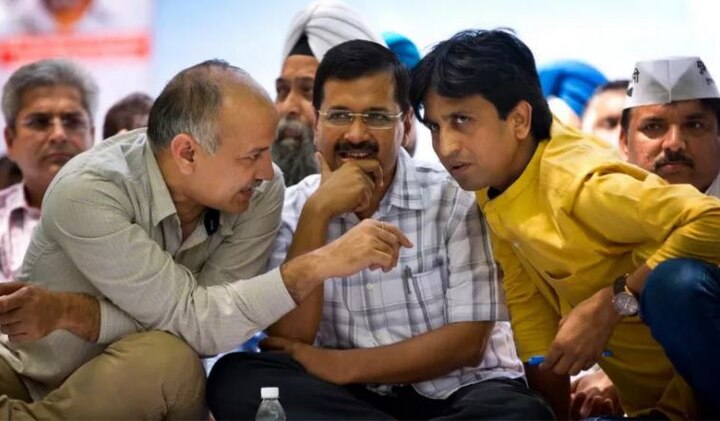 Kejriwal and Sisodia head to Andamans for vacation, no clarity on Vishwas’ RS berth राज्यसभा टिकटों की मारामारी के बीच केजरीवाल का संदेश, पद के लालची पार्टी छोड़ें