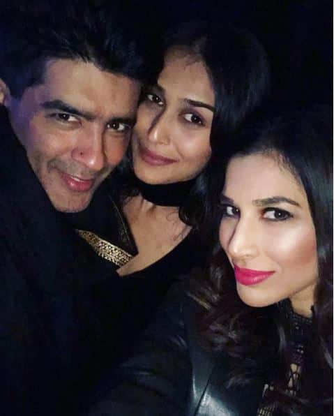 इंस्टाग्राम पर उन्हें 1.1 मिलियन यानी 11 लाख के करीब लोग फॉलो करते हैं.