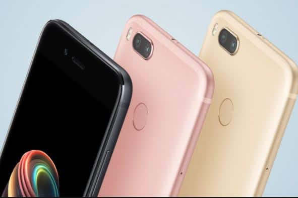 Xiaomi Mi A1: बजट डुअल कैमरे वाला ये स्मार्टफोन 12,999 रुपये में उपलब्ध होगा. ये स्मार्टफोन 1000 रुपये के डिस्काउंट में उपलब्ध होगा. शाओमी का पहला स्टॉक एंड्रॉयड ऑपरेटिंग सिस्टम वाला स्मार्टफोन है जिस एंड्रॉयड Oऔर एंड्रॉयड P तक अपडेट मिलेगा. Mi A1 का कैमरा इसकी सबसे बड़ी खासियत में से एक है. 12 मेगापिक्सल f/2.2 अपर्चर के साथ वाइड एंगल कैमरा दिया गया है. ये 2x ऑप्टिकल जूम सपोर्टिव है. ये स्मार्टफोन पोट्रेट मोड के साथ आता है. वहीं फ्रंट कैमरा की बात करें तो इसमें 5 मेगापिक्सल का फ्रंट फेसिंग कैमरा है.