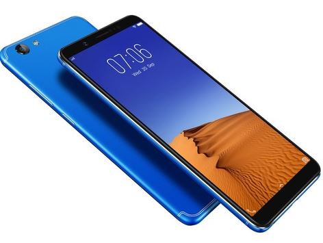 Vivo V7 (₹16,990): वीवो स्मार्टफोन्स बेहतर कैमरा और स्पीकर के लिए जाने जाते हैं. इसमें f/2.0 अपर्चर वाला 16 मेगापिक्सल का रियर कैमरा दिया गया है वहीं 24 मेगापिक्सल का फ्रंट कैमरा दिया गया है. इस फोन में वीवो फेस फीचर दिया गया है जिसमें आप अपने फेस के जरिए स्मार्टफोन को अनलॉक कर सकते हैं. वीवो V7 एज-टू-एज डिस्प्ले के साथ आता है और इसमें 18:9 अस्पेक्ट रेशियो दिया गया है. 5.7 इंच की स्क्रीन दी गई है, 4 जीबी की रैम दी गई है. पावर देने के लिए 3,000 mAh की बैटरी दी गई है