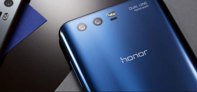 Honor 9i(₹17,999): इसमें 5.9 इंच की 18:9 एस्पेक्ट रोशियो स्क्रीन दी गई है, ऑक्टाकोर किरीन 659, 4 जीबी रैम, 13 मेगापिक्सल का डुअल फ्रंट कैमरा , 16 मेगापिक्सल का डुअल रियर कैमरा सेटअप, 3,340mAh की बैटरी दी गई है.