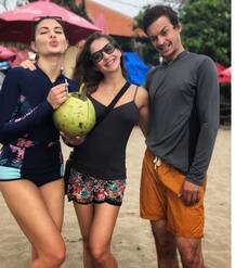 जारी है जैकलीन के न्यू ईयर सेलिब्रेशन की तस्वीरें आने का सिलसिला