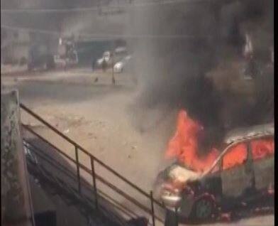 बता दें कि पेशवा के शासन में दलितों पर कई अमानवीय नियम थोपे गए थे. इस दौर में सार्वजनिक जगहों पर चलते समय दलितों को गले में हांडी लटकाकर चलना पड़ता था. उनके लिए ये नियम बनाए गए थे कि वे कहीं खुले में थूक नहीं सकते हैं और अगर उन्हे थूकना है तो वे अपने गले में लटकती हांडी में थूकें. 