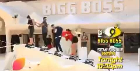 Bigg Boss 11: रिश्तों में आया भूचाल, टूट गई 13 हफ्ते पुरानी दोस्ती Bigg Boss 11: रिश्तों में आया भूचाल, टूट गई 13 हफ्ते पुरानी दोस्ती