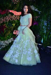 इस साल ये नए चेहरे करेंगे बॉलीवुड में डेब्यू... सैफ, श्रीदेवी की बेटी से लेकर शाहिद के भाई तक लंबी है लिस्ट 