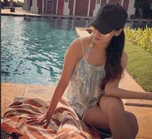 New Year पर सोनल चौहान ने बेहद Hot अंदाज में किया फैंस को विश, देखें तस्वीरें