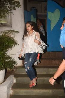 सुनील शेट्टी के बेटे संग हैंगआउट करती दिखीं सारा अली ख़ान