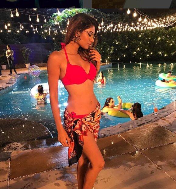 उनके कॉलेज की पढ़ाई के दौरान किसी बात को लेकर टीचर से कहा-सुनी हो गई थी. जिसके चलते उनका रिजल्ट एक नंबर से रुक गया था. जिसकी वजब से उन्हें फिर से उसी क्लास में एक साल देना पड़ा था.